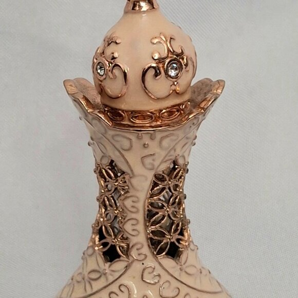 Japara Rose Gold Perfume Bottle with Glass Dauber - Picture 6 of 6